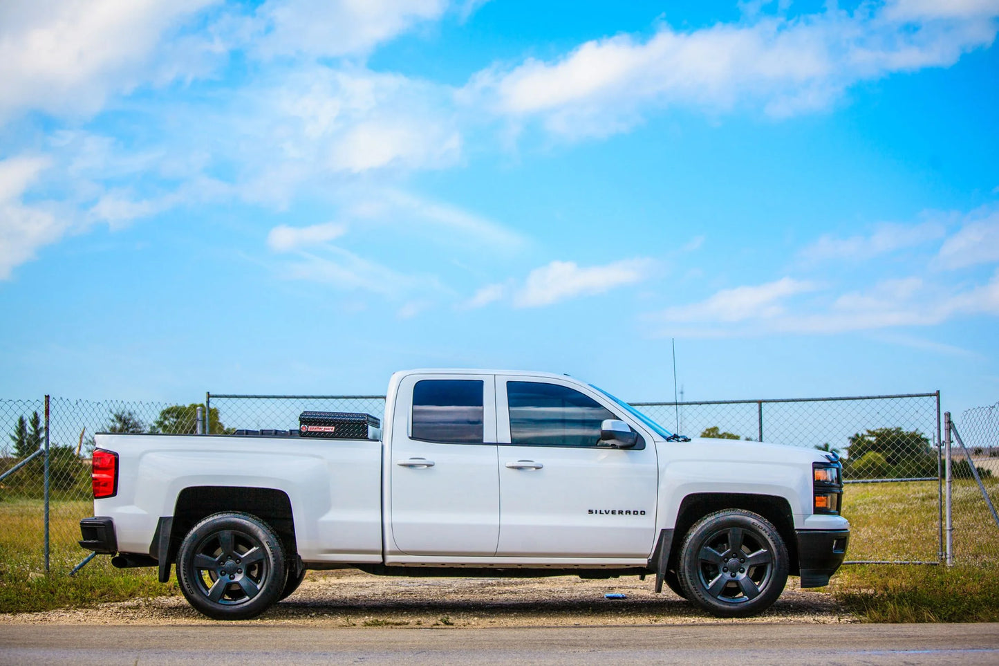 JL Audio SB-GM-SLVD/10TW1/BK