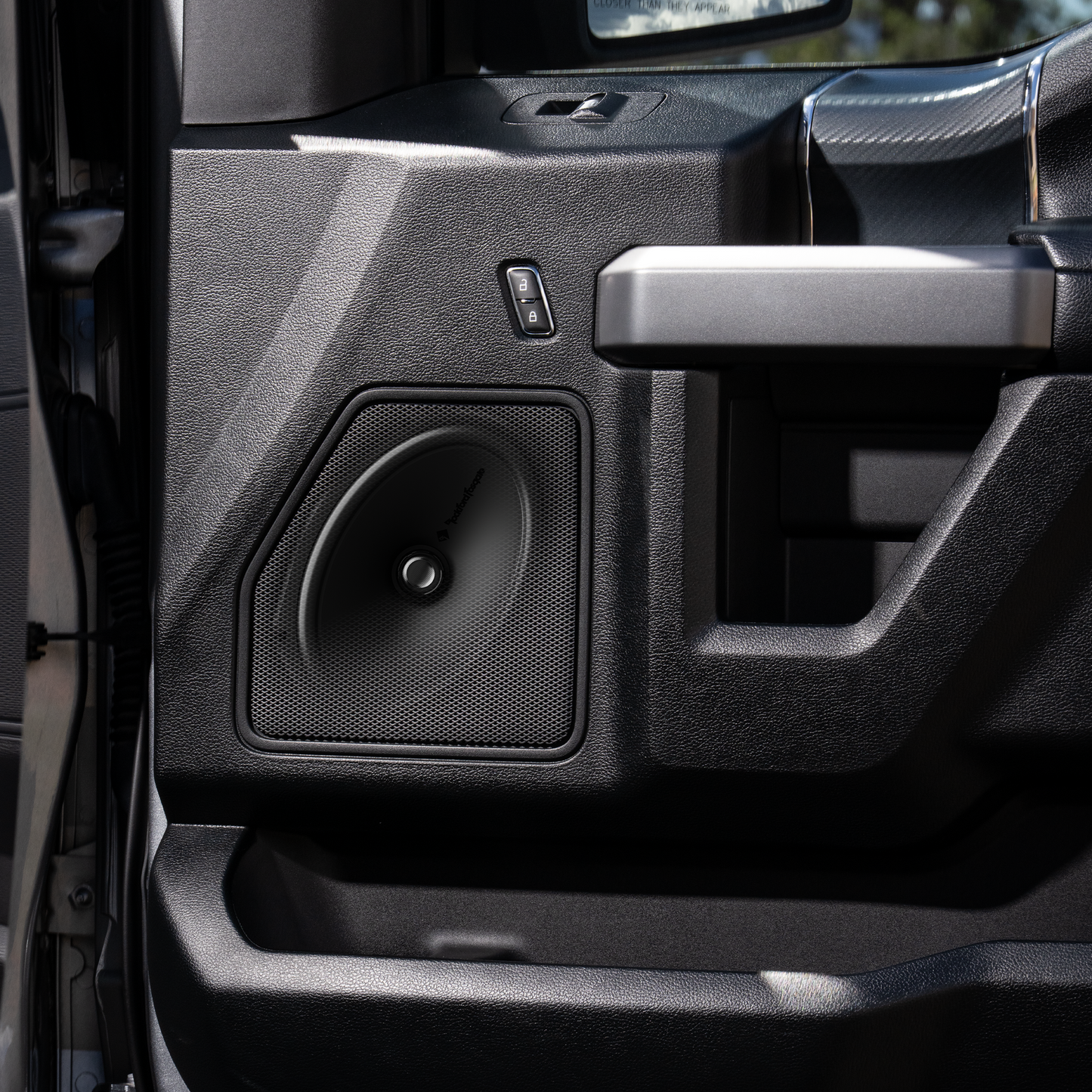 Rockford Fosgate P2 Punch 6x9 Inch 2-Way Convertible Car Audio Speakers