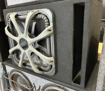 Kicker 15" Solo-Baric L7 Dual 2 Ohm with Grille and Ported Subwoofer Enclosure | PICKUP ONLY | USED
