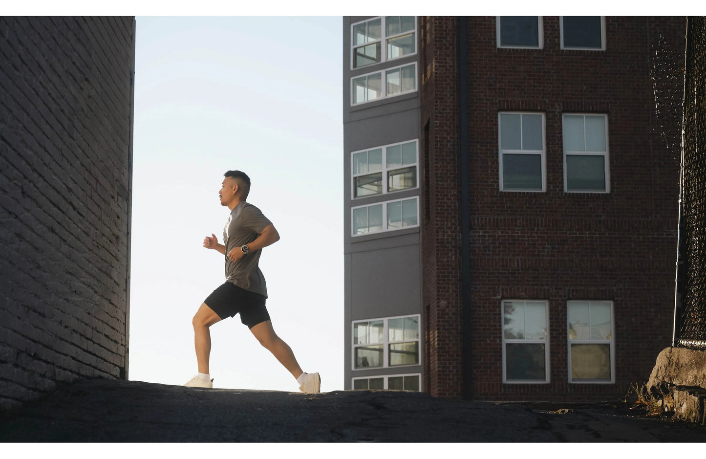 Garmin Forerunner 570 GPS running watch (47 mm - Slate Gray with Black band)