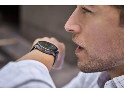 Garmin Venu 4 GPS Smartwatch 41 mm (Slate with black silicone band)