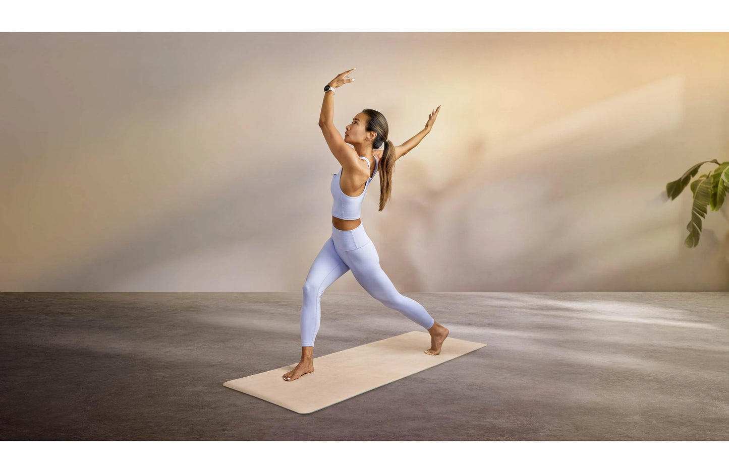 Garmin Venu 4 GPS smartwatch — 41 mm (Lunar gold with bone silicone band and light sand leather band)