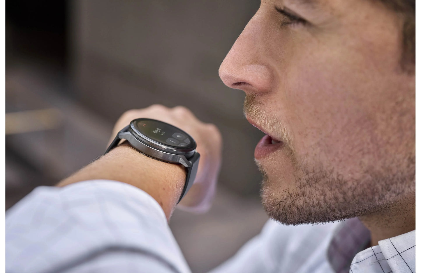 Garmin Venu 4 GPS smartwatch — 45 mm (Slate with black silicone band)