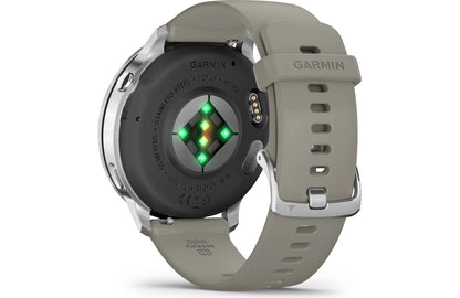 Garmin Venu 4 GPS smartwatch 45 mm (Silver with silver gray silicone band)