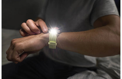 Garmin Venu 4 GPS smartwatch — 45 mm (Silver with citron band)