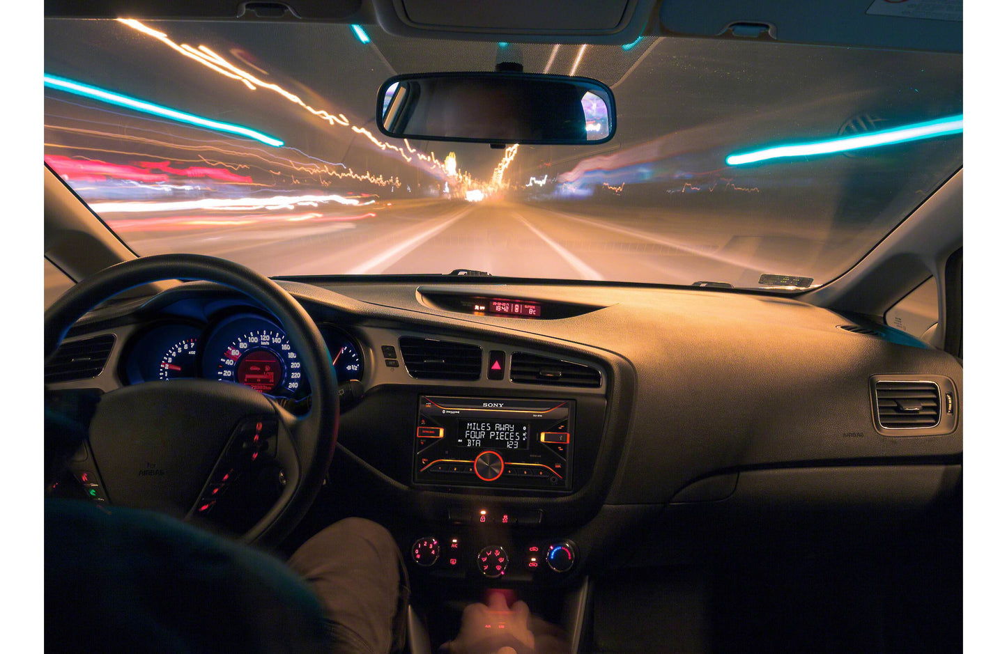 Sony DSX-B700 Double-DIN Bluetooth Car Stereo Receiver with Voice Control