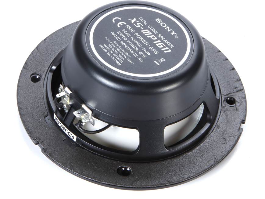 https://images.crutchfieldonline.com/ImageHandler/trim/869/652/products/2019/34/158/g158MP1611-M.jpg