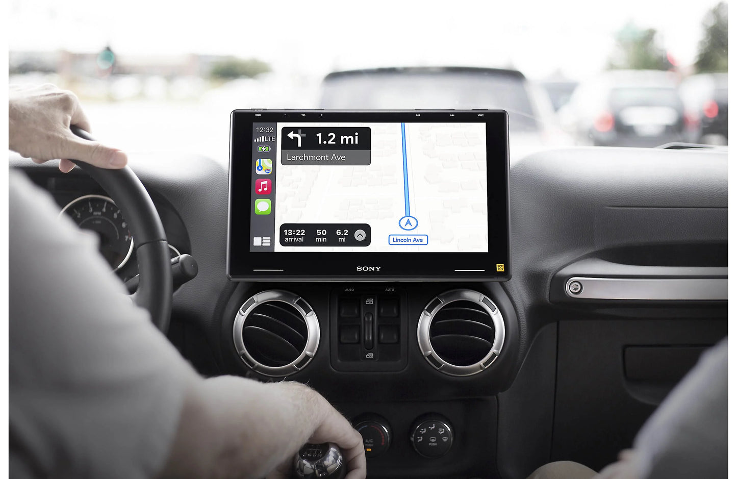 Sony Mobile XAV-9500ES ES 10.1-inch Wireless CarPlay Android Auto Digital Media Receiver