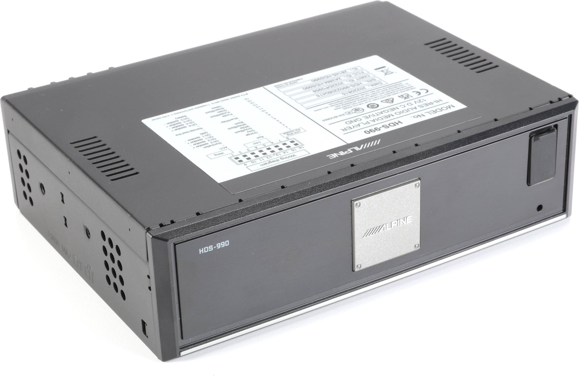 silver-alpine-amp-with-grill-design