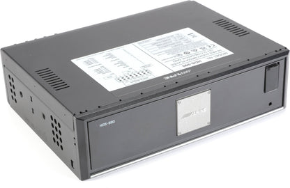 silver-alpine-amp-with-grill-design