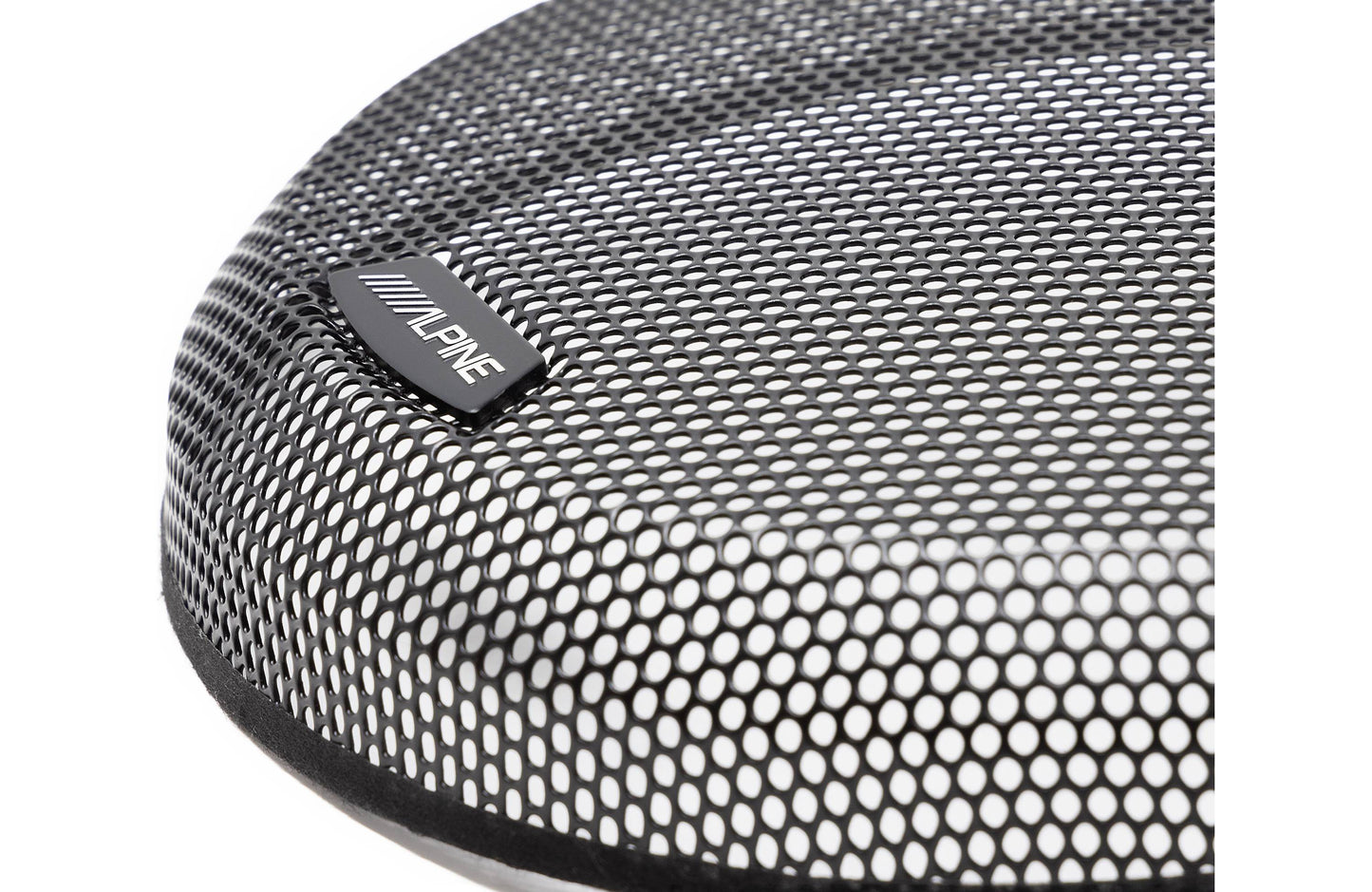 Close-up of a mesh cover pad with alpine logo