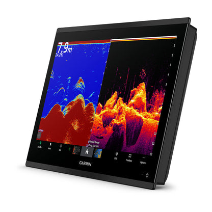 Garmin fishfinder with dual display